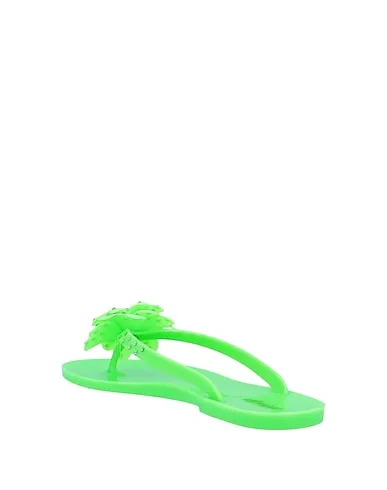 https://images.styletyx.com/images/green-flip-flops-menghi-13582198_3.webp