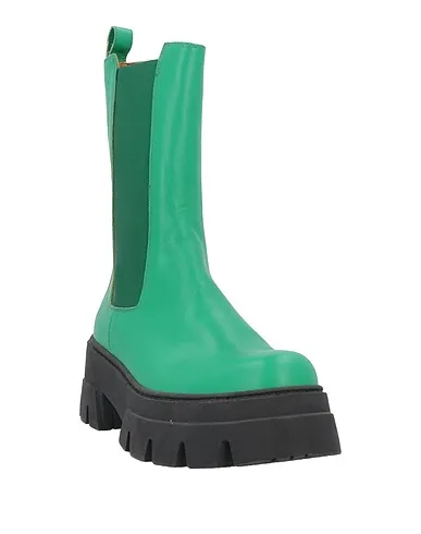 https://images.styletyx.com/images/green-leather-ankle-boot-ennequadro-1961947016_2.webp