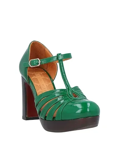 https://images.styletyx.com/images/green-leather-pump-chie-mihara-925647452_2.webp