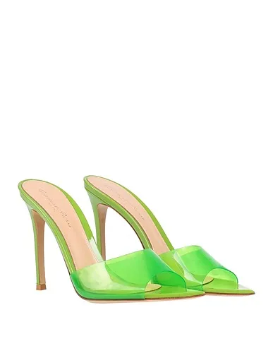 https://images.styletyx.com/images/green-leather-sandals-gianvito-rossi-242142970_2.webp