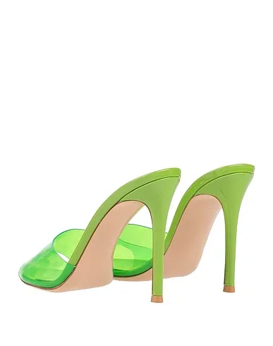 https://images.styletyx.com/images/green-leather-sandals-gianvito-rossi-242142970_3.webp