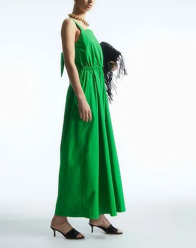 https://images.styletyx.com/images/green-plain-weave-jumpsuit-one-piece-cos-1046507797_4.webp