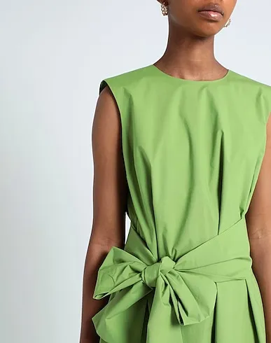 https://images.styletyx.com/images/green-plain-weave-long-dress-co-go-1248812024_4.webp