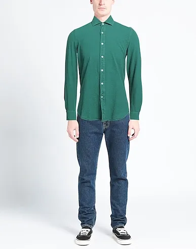 https://images.styletyx.com/images/green-plain-weave-solid-color-shirt-ghirardelli-3242150_2.webp