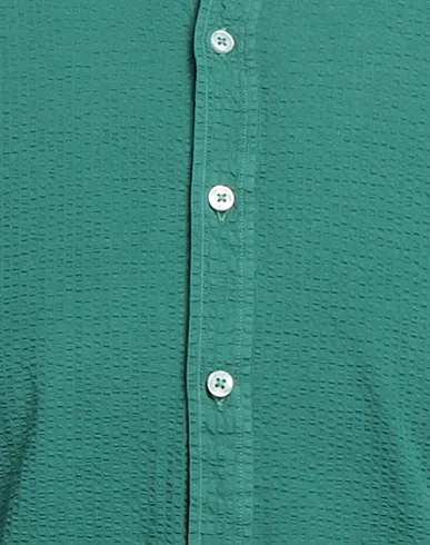 https://images.styletyx.com/images/green-plain-weave-solid-color-shirt-ghirardelli-3242150_4.webp