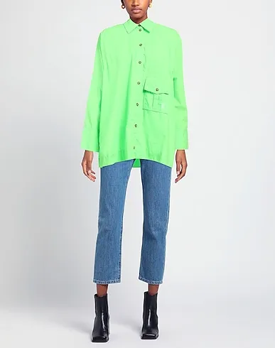 https://images.styletyx.com/images/green-plain-weave-solid-color-shirts-blouses-ganni-2884619_2.webp