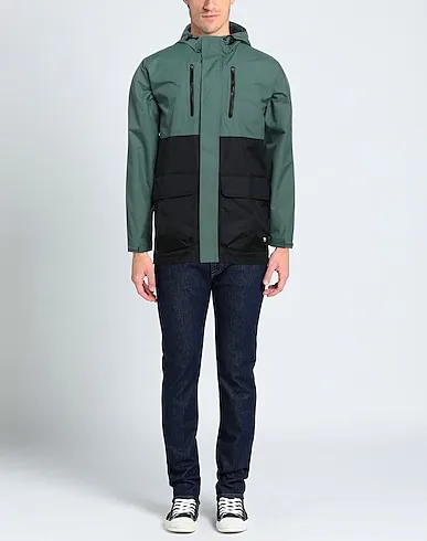 https://images.styletyx.com/images/green-techno-fabric-jacket-vans-mte-3204440_2.webp