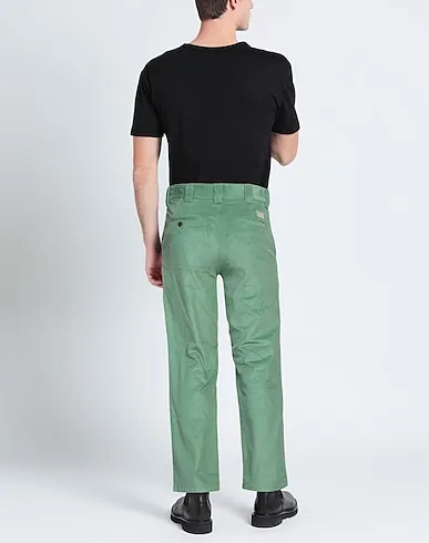 https://images.styletyx.com/images/green-velvet-casual-pants-dickies-1492300983_3.webp