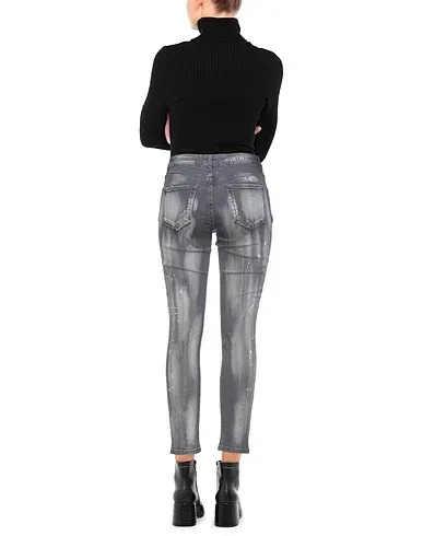 https://images.styletyx.com/images/grey-denim-denim-pants-nghtbrd-3093485_3.webp