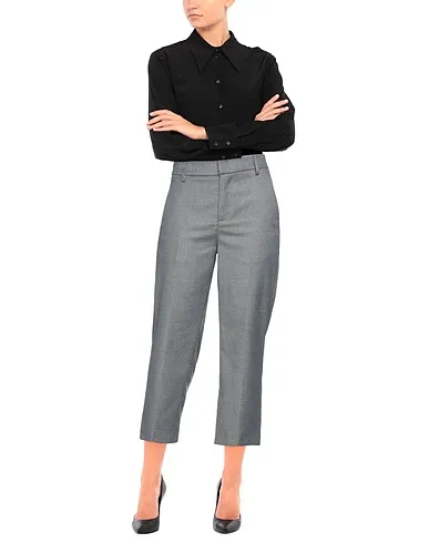 https://images.styletyx.com/images/grey-flannel-cropped-pants-culottes-dondup-1503221_2.webp