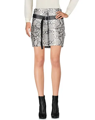 https://images.styletyx.com/images/grey-leather-mini-skirt-ben-tavernititm-unravel-project-399005447_2.webp