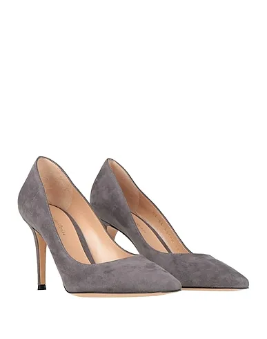 https://images.styletyx.com/images/grey-leather-pump-gianvito-rossi-1224266245_2.webp