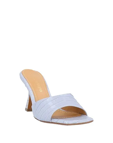 https://images.styletyx.com/images/grey-leather-sandals-aldo-castagna-1387322_2.webp
