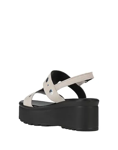 https://images.styletyx.com/images/grey-leather-sandals-cinzia-soft-13386450_3.webp