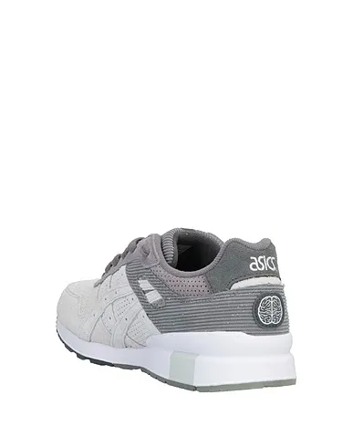 https://images.styletyx.com/images/grey-leather-sneakers-asics-13174964_3.webp