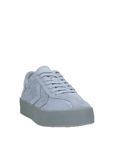 https://images.styletyx.com/images/grey-leather-sneakers-hummel-1450127_2.webp
