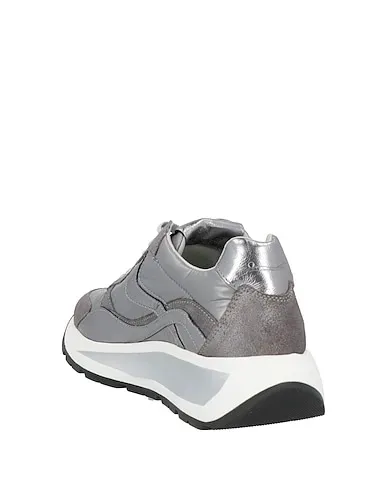 https://images.styletyx.com/images/grey-leather-sneakers-voile-blanche-1003743441_3.webp