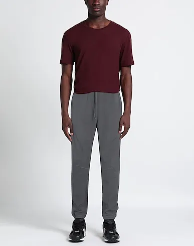 https://images.styletyx.com/images/grey-pile-casual-pants-nonnative-1009065013_2.webp