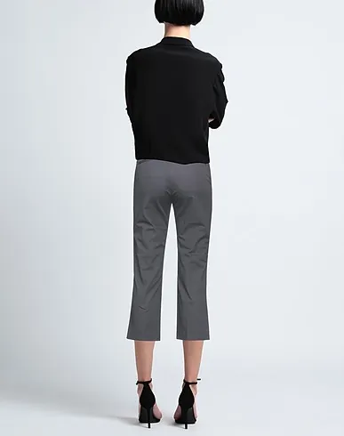 https://images.styletyx.com/images/grey-plain-weave-casual-pants-argonne-by-peserico-1223642954_3.webp