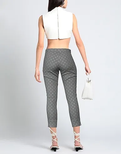 https://images.styletyx.com/images/grey-plain-weave-cropped-pants-culottes-120-lino-1488351363_3.webp