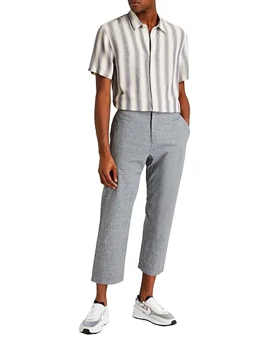 https://images.styletyx.com/images/grey-plain-weave-cropped-pants-culottes-snow-peak-12908870_2.webp