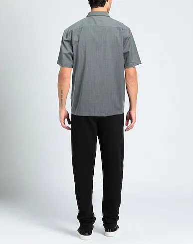 https://images.styletyx.com/images/grey-plain-weave-solid-color-shirt-han-kjobenhavn-3200266_3.webp