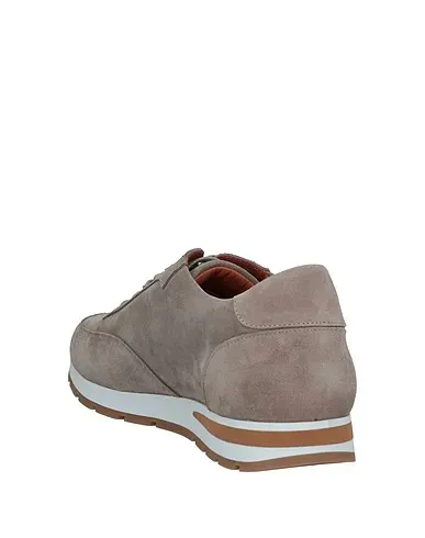 https://images.styletyx.com/images/grey-sneakers-hackett-1243698_3.webp
