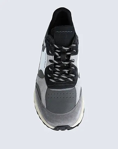 https://images.styletyx.com/images/grey-techno-fabric-sneakers-classic-runner-camoscio-woolrich-3093487_4.webp