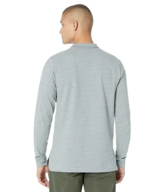 https://images.styletyx.com/images/guardian-cotton-henley-wolverine-13504712_2.webp