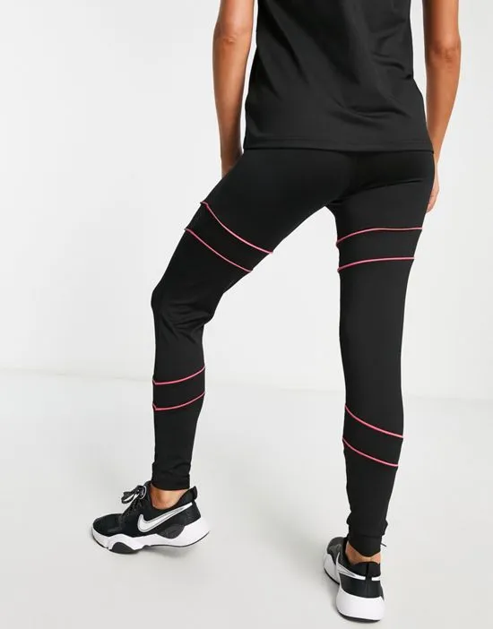 https://images.styletyx.com/images/gym-leggings-with-contrast-piping-in-black-threadbare-fitness-2342271_2.webp