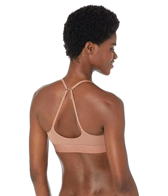 https://images.styletyx.com/images/hadlee-triangle-bra-w-back-j-hook-skin-12966617_4.webp