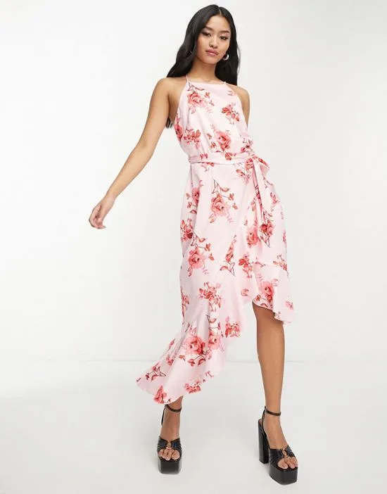https://images.styletyx.com/images/halter-neck-ruffle-midi-dress-in-blush-floral-style-cheat-13148383_4.webp