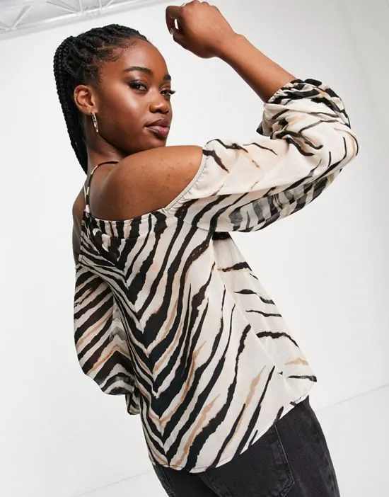 https://images.styletyx.com/images/halterneck-cold-shoulder-top-in-zebra-print-lipsy-1874607_3.webp
