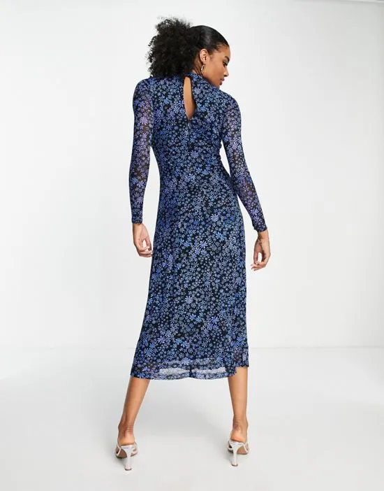 https://images.styletyx.com/images/high-neck-maxi-dress-in-blue-floral-whistles-3068366_2.webp