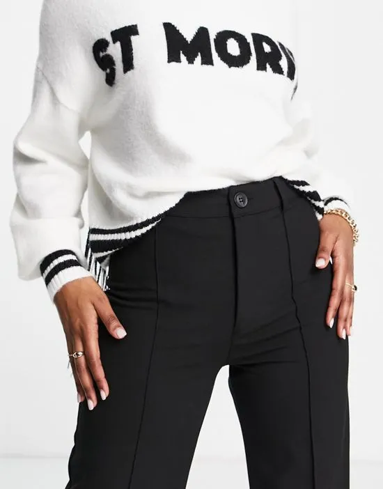https://images.styletyx.com/images/high-rise-tailored-straight-leg-pants-with-front-seam-in-black-pull-bear-2469538_3.webp