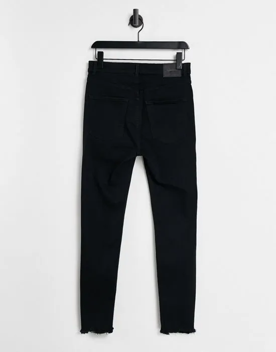 https://images.styletyx.com/images/high-waist-skinny-jeans-in-black-pull-bear-2789598_2.webp