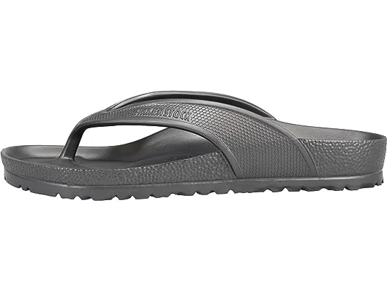 https://images.styletyx.com/images/honolulu-birkenstock-2021540_4.webp