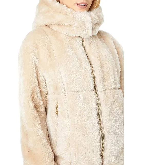 https://images.styletyx.com/images/hooded-faux-fur-jacket-v21774-za-vince-camuto-2027660_3.webp