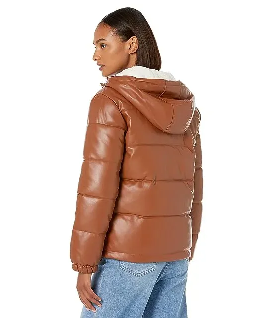 https://images.styletyx.com/images/hooded-faux-leather-levi-s-13361189_2.webp