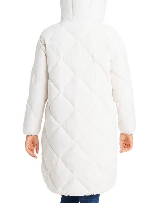 https://images.styletyx.com/images/hooded-puffer-coat-sanctuary-2626381_2.webp