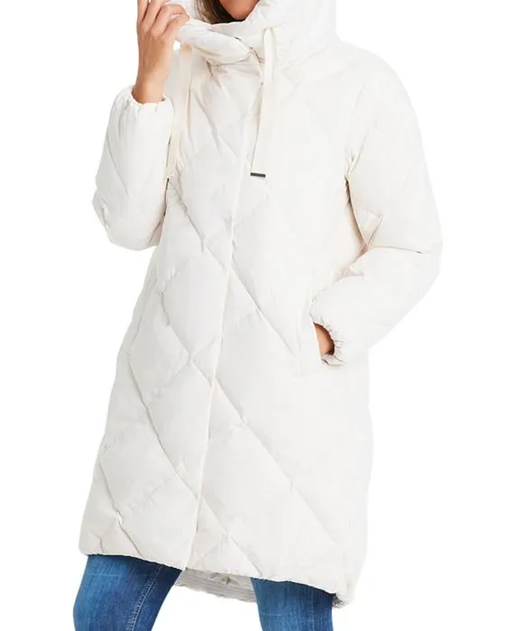 https://images.styletyx.com/images/hooded-puffer-coat-sanctuary-2626381_4.webp
