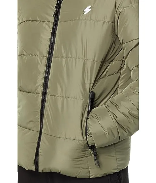 https://images.styletyx.com/images/hooded-sports-puffer-superdry-3125181_3.webp