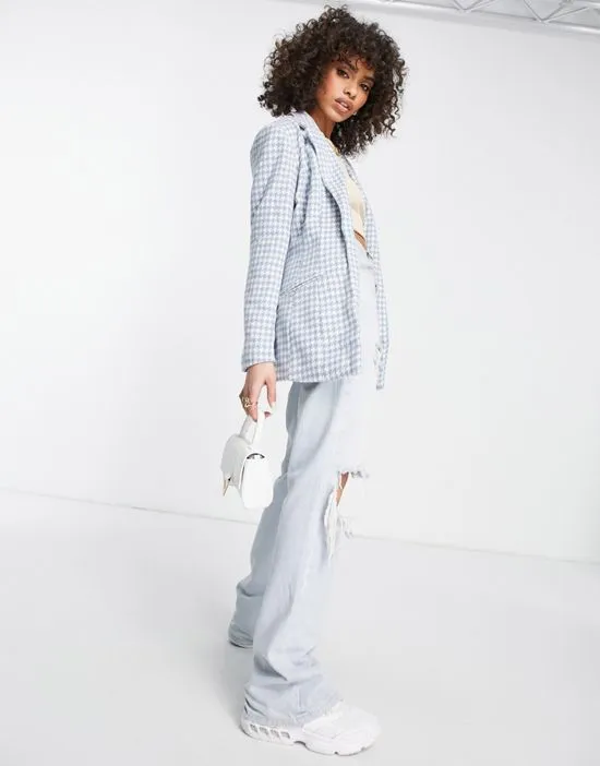 https://images.styletyx.com/images/houndstooth-blazer-in-blue-part-of-a-set-missguided-3039090_2.webp