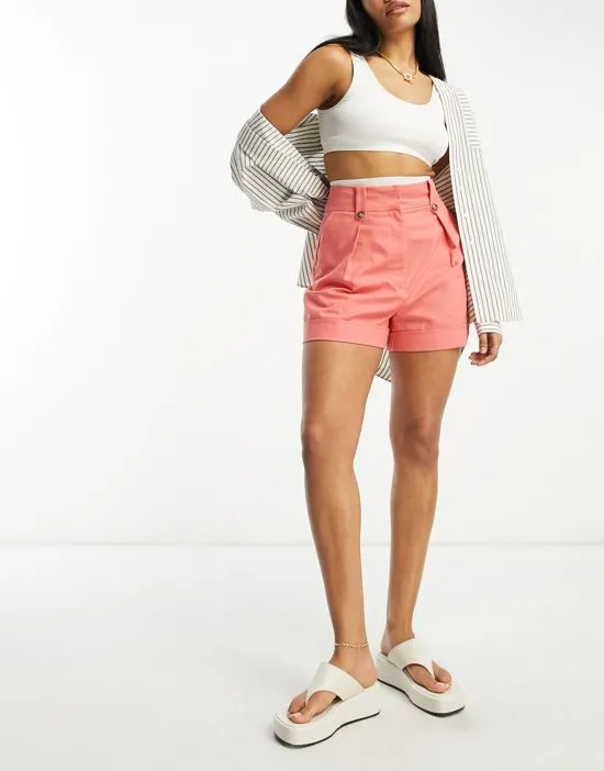https://images.styletyx.com/images/hourglass-mom-short-with-waist-tabs-with-linen-in-coral-asos-design-1005061989_4.webp