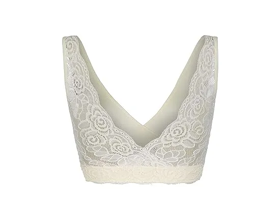 https://images.styletyx.com/images/hug-lace-back-bralette-brabar-2571701_2.webp