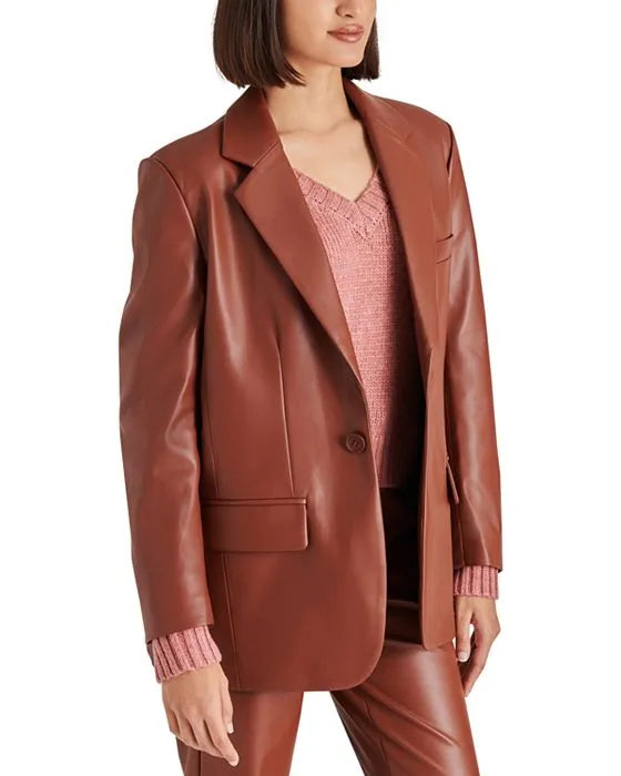 https://images.styletyx.com/images/imaan-faux-leather-blazer-steve-madden-1627568902_3.webp
