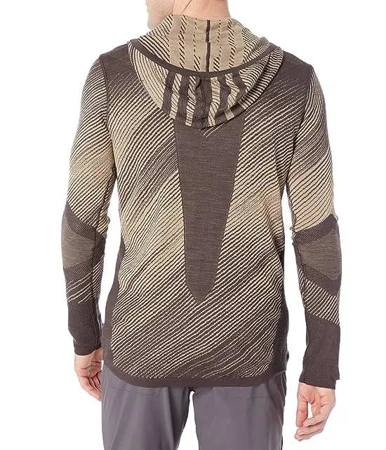 https://images.styletyx.com/images/intraknit-thermal-merino-base-layer-pattern-1-2-zip-hoodie-smartwool-3069834_2.webp