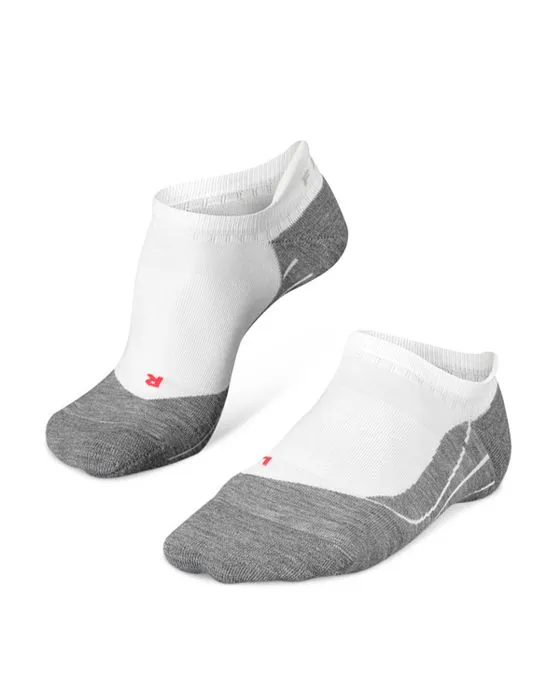 https://images.styletyx.com/images/invisible-running-liner-socks-falke-3270217_1.webp