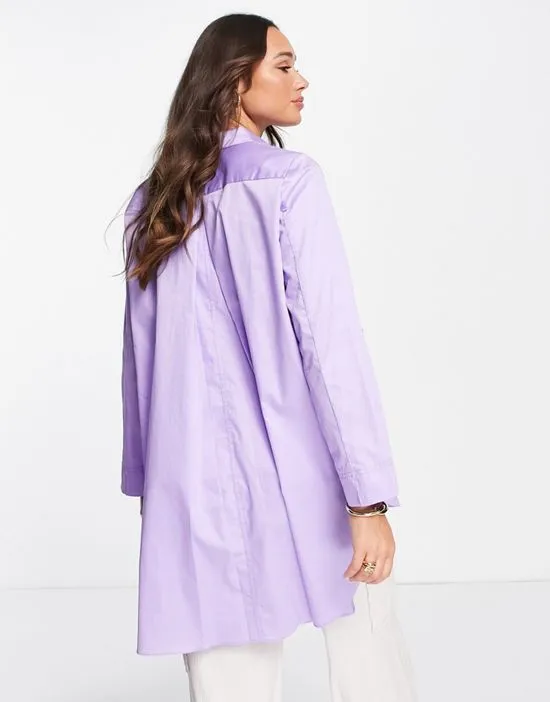 https://images.styletyx.com/images/inwear-vex-oversized-cotton-shirt-in-lilac-inwear-2742377_2.webp