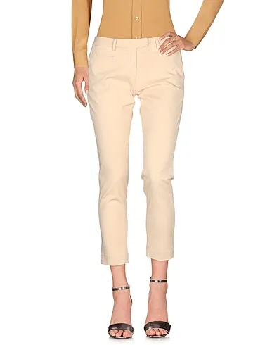 https://images.styletyx.com/images/ivory-cotton-twill-casual-pants-peuterey-664463843_2.webp